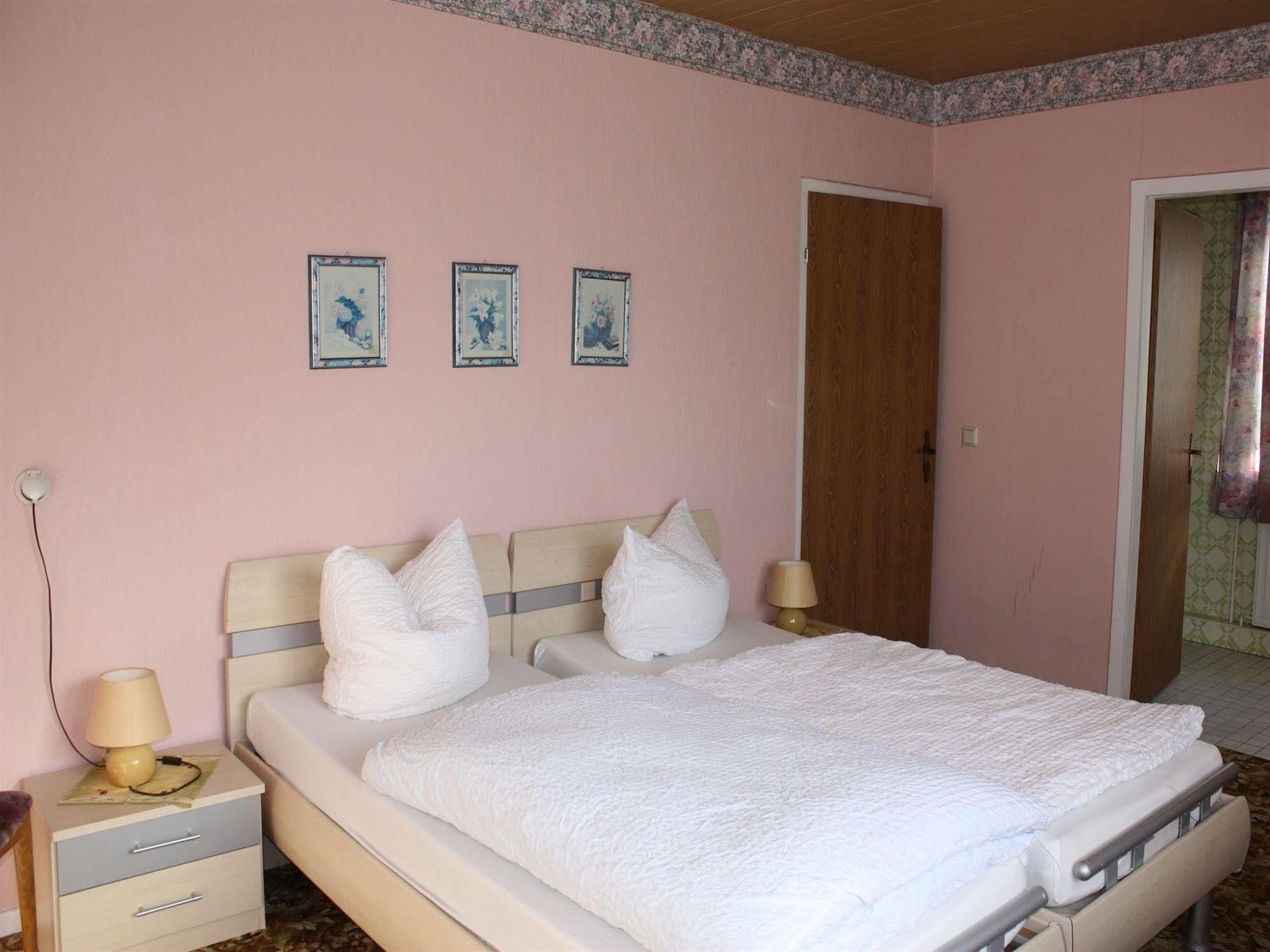 Weimer Hotel Weinähr Kültér fotó